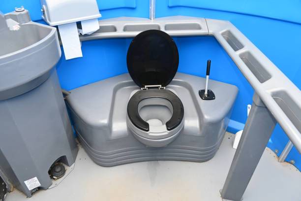 Affordable portable toilet rental in Winneconne, WI